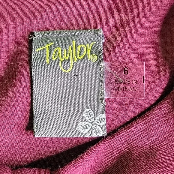 TAYLOR Ruffled Maroon Bow Aline Dress Size‎ 6 - Picture 8 of 8